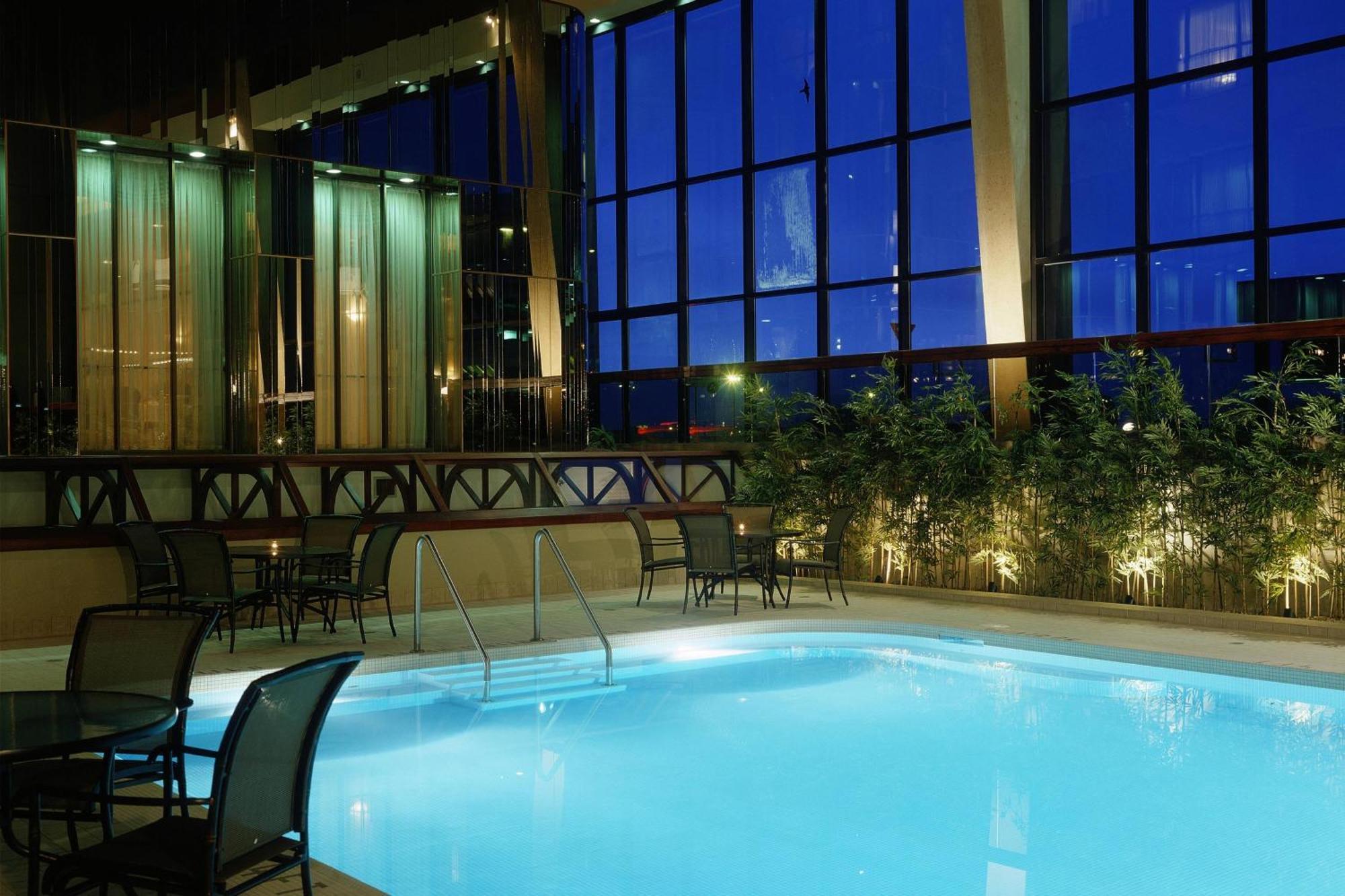 Delta Hotels Calgary Airport In-Terminal Экстерьер фото